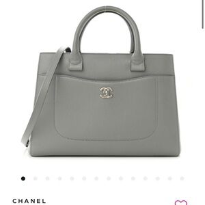 Chanel Grained Calfskin Small Neo Executive Shopper Tote Grey